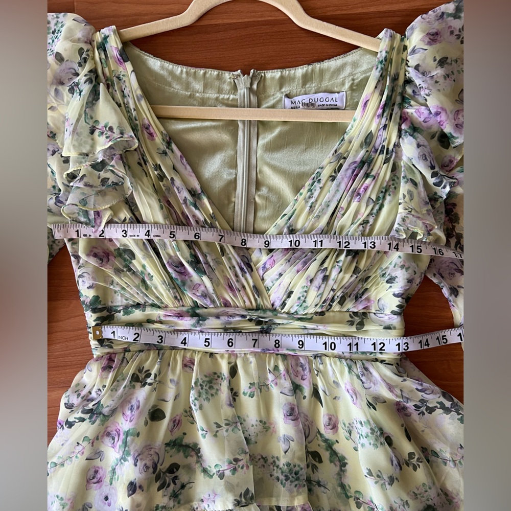 Mac Duggal Tiered A Line Long Sleeve Chiffon Gown Green Floral Maxi Sz 4 - Picture 6 of 15